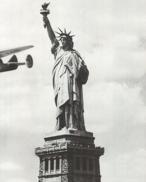 ARTIST UNKNOWN Statue of Liberty, 1995