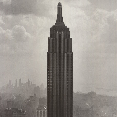 ARTIST UNKNOWN Empire State Building