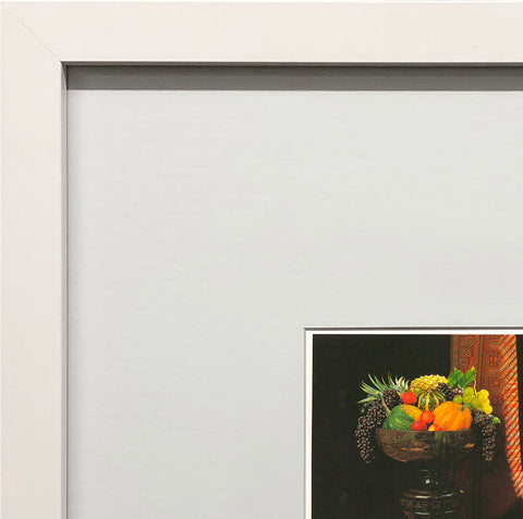 ROBERT MAPPLETHORPE Urn with Fruit, 1994